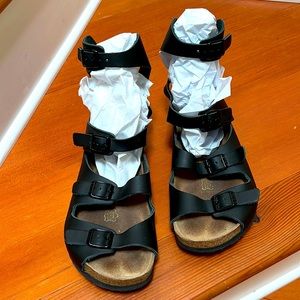 RARE Size 39 Birkenstock Athens Gladiator Sandals - Black Leather